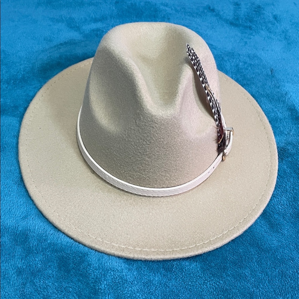 Tan Women's Felt Fedora Western Cowboy Hat Cream Belt Feather Accent - Picture 4 of 7